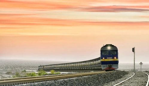 乘著鐵龍游大美新疆，2023年“坐著火車游新疆”旅游專列開啟絲路新體驗(yàn)